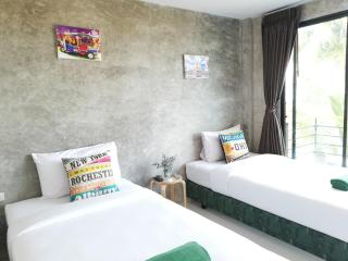 Laemsai Resort - 1