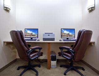 Holiday Inn Express Hotel & Suites Tipp City by IHG - Tipp City - 4