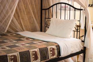 Octagon Lodge - Karatu - 1