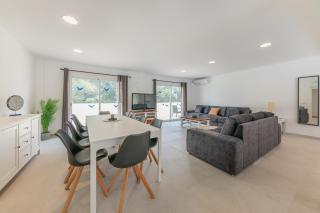 Villa Bahía de Palma - Family Only - 9