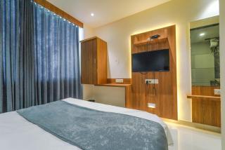 FabHotel New Empire - 3