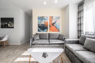 Miku Apartment-Modernly Designed Downtown Tirana - Tirana - 5