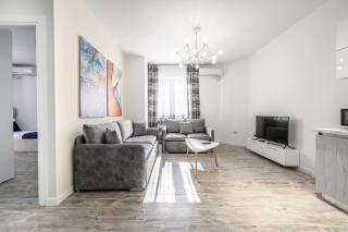 Miku Apartment-Modernly Designed Downtown Tirana - Tirana - 7
