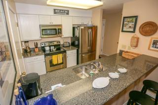 Flip Flop Inn - Isle of Palms - 1
