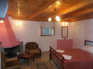 Lakis Rooms - Papingo - 5