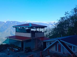 Little Singamari Home Stay - 1