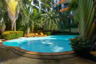 NaiHarn Sea Condo by Holy Cow, 1-BR, courtyard view - 5