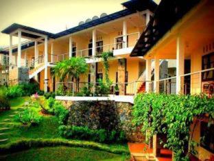 Alfa Resort Hotel and Conference - Puncak - 9