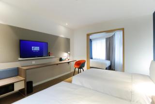 Holiday Inn Express Jiuzhaigou,Only 600 Meters to Jiuzhaigou Park by IHG - Jiuzhaigou - 8