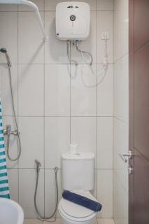 Cozy 1BR Asatti Apartment By Travelio - Tangerang - 6