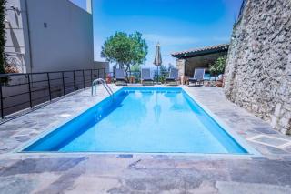 Villa Ventus, 40sqm private pool & hot tub! - Roussospítion - 0