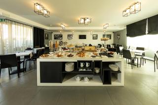 Best Western JFK Hotel - 6