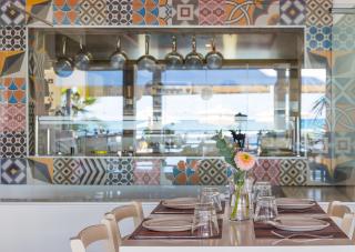 Island Boutique Hotel - 3