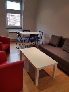 Central Yellow Apartment - 5