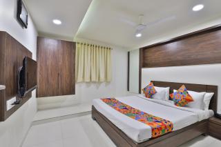 Hotel Nice RAILWAY STATION - Vadodara - 9