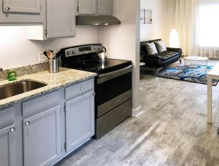 Downtown Retreat - Location - Comfort - Style - Atlanta - 3