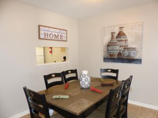 Entire - Beautiful townhouse in Tally near everything! - Tallahassee - 1