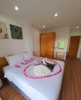 Signature Cecilia Garden Resort - 8