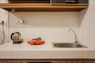 Comfy and Minimalist Studio Apartment Scientia Residence Tower B By Travelio - Tangerang - 7