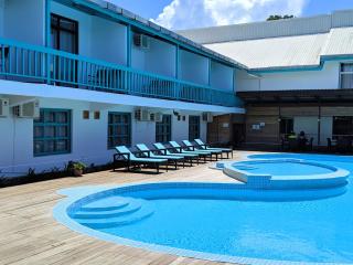 Pacific Crown Hotel - 3