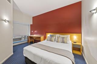 YEHS Hotel Melbourne CBD - 8