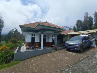 Elen Homestay by ABM - Bromo - 5