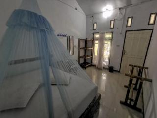 Brown Bamboo Guest house & jungle trekking orang-utan - Bukit Lawang - 9