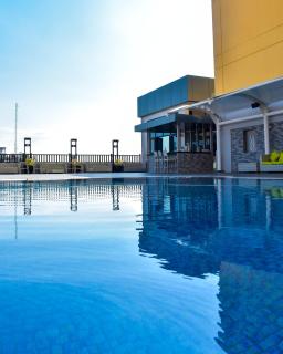The Royal Mandaya Hotel - 7