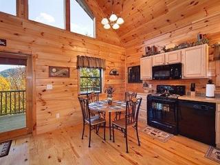 Caught Ya Peek'n Cabin - McCookville - 6