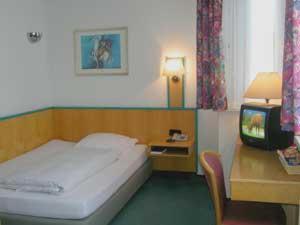 Hotel Alpha - 3