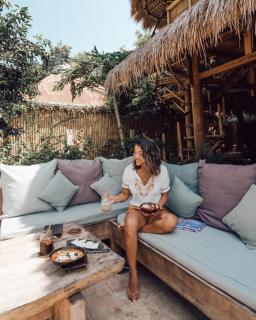 Flowers & Fire Yoga Garden - Gili Air - 9