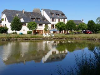Chambres d'hôtes - Domaine de la Grangeotte - Labesserette - 0