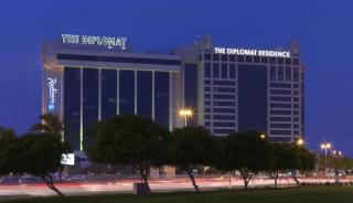 The Diplomat Radisson Blu Hotel Residence & Spa - Manama - 3