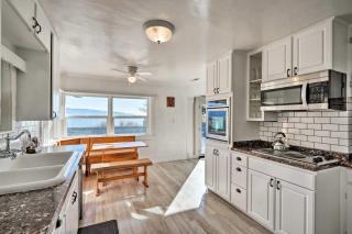 Waterfront Cottage with Private Pool and Lake View! - Lakeport - 4