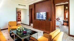 Royal Halong Hotel - 4