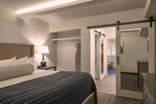 Fredericksburg Inn and Suites - Fredericksburg - 3