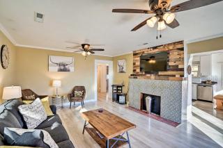 Waterfront Cottage with Private Pool and Lake View! - Lakeport - 9