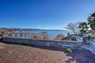 Waterfront Cottage with Private Pool and Lake View! - Lakeport - 7