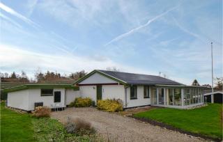 3 Bedroom Awesome Home In Ebeltoft - 2