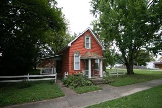 Downtown 2 Bedroom Cottage, Sleeps 6, Walking Distance to Honeywell, Downtown Restaurants, Shopping - Wabash - 9