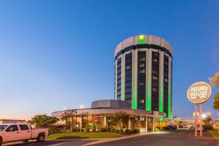Holiday Inn New Orleans West Bank Tower by IHG - 3