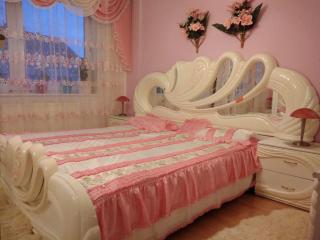 Apartments Near Fair - Mittelfeld - 3