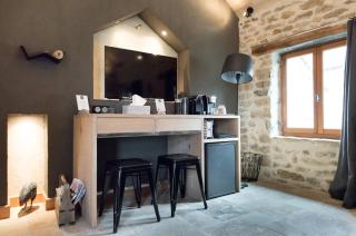 Le Domaine des Prés Verts Suites & Chambres avec Jacuzzi Privatif - Jouey - 4
