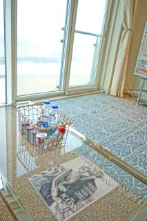Soak up the Light at a Soothing, Stylish Apartment in Swansea Marina - Swansea - 9