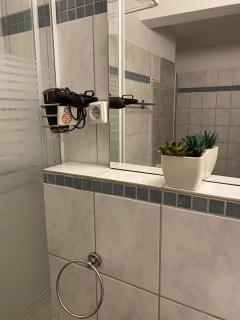 Praktische City Apartments direkt am Hauptbahnhof - Neumünster - 3