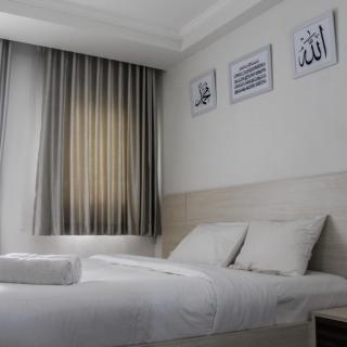 Comfy and Strategic Studio Signature Park Grande Apartment By Travelio - 8