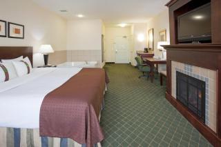Holiday Inn Conference Center Marshfield by IHG - Marshfield - 9