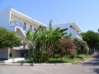 Lintzi Hotel - Arkoudi - 1
