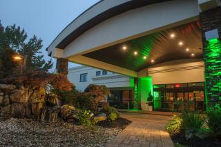 Holiday Inn Plainview-Long Island by IHG - 8