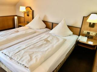 Hotel Central - Frankenthal - 5